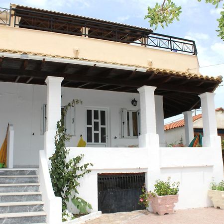 Pantelis Apartments Agios Georgios  Exteriör bild
