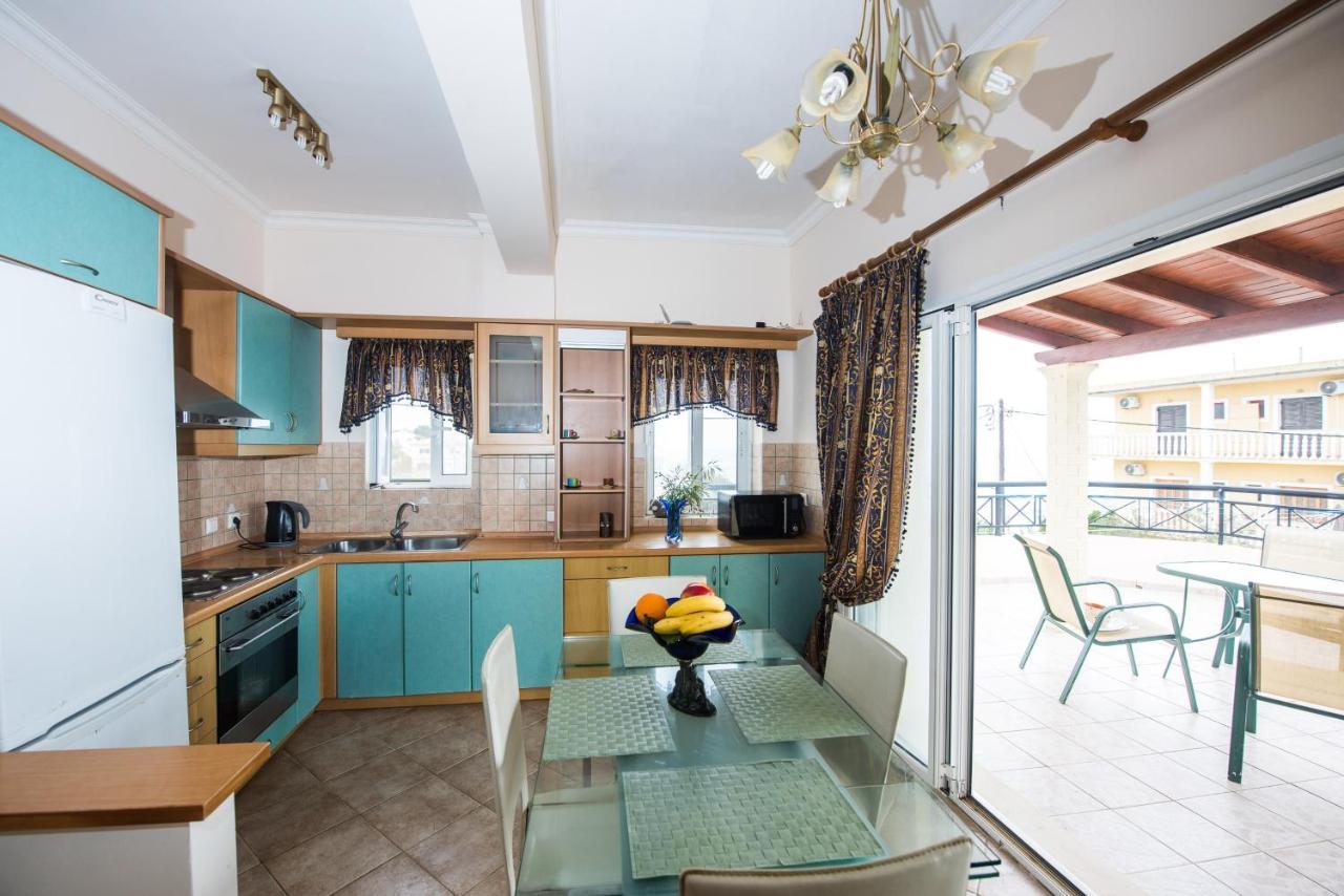 Pantelis Apartments Agios Georgios  Exteriör bild