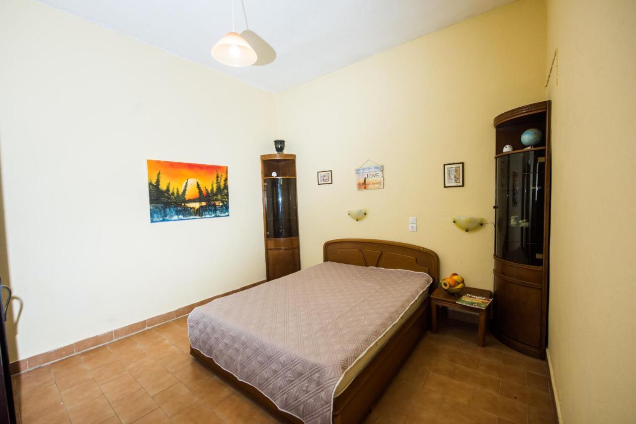 Pantelis Apartments Agios Georgios  Exteriör bild