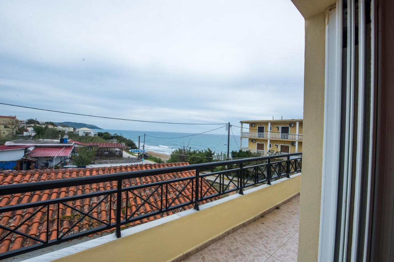 Pantelis Apartments Agios Georgios  Exteriör bild