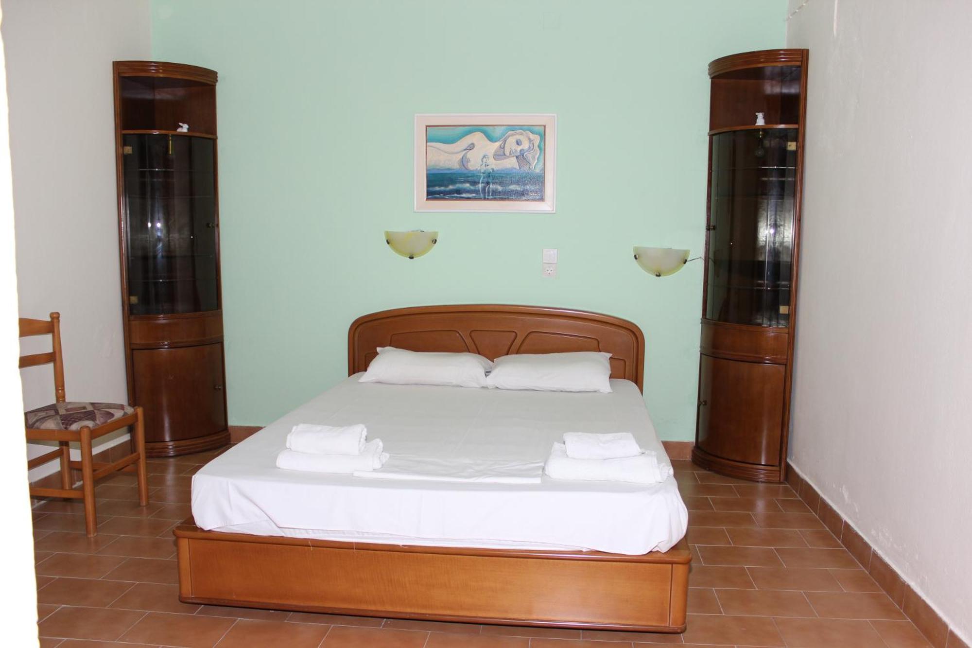 Pantelis Apartments Agios Georgios  Exteriör bild