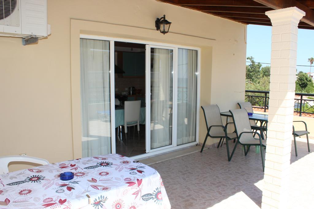 Pantelis Apartments Agios Georgios  Exteriör bild